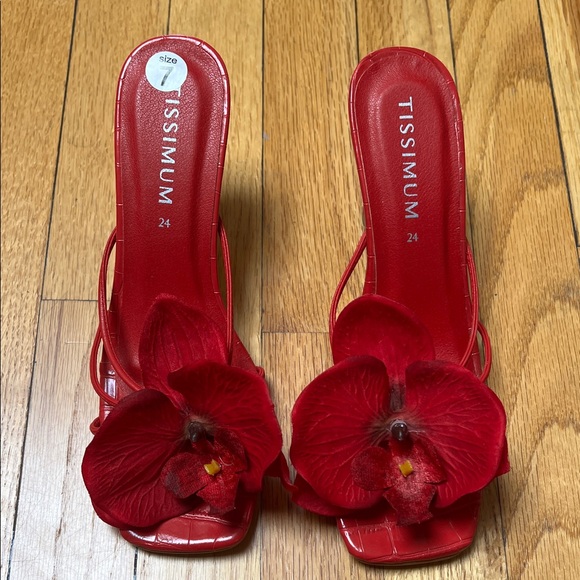 Tissimum Shoes - Red Orchid Flower Heels